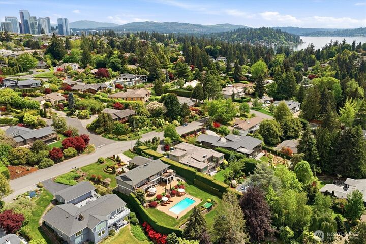Property Photo:  1441  88th Avenue NE  WA 98004 