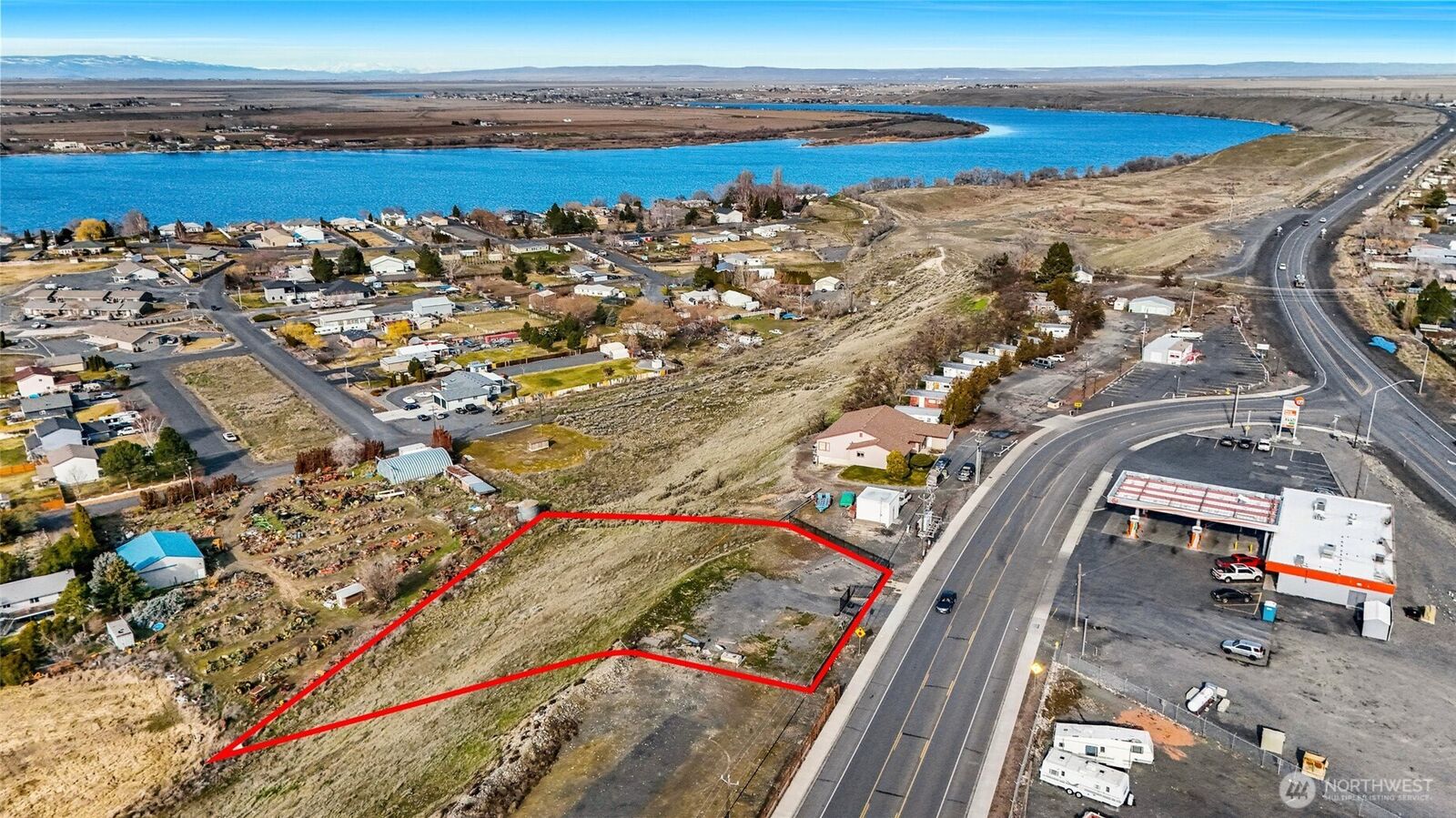 Property Photo:  4994  Airway Drive NE  WA 98837 