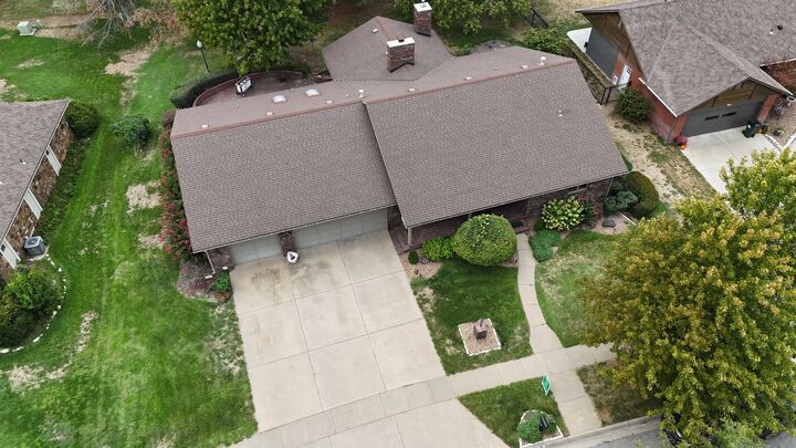 Property Photo:  3 Tanglewood Ln  KS 67502 