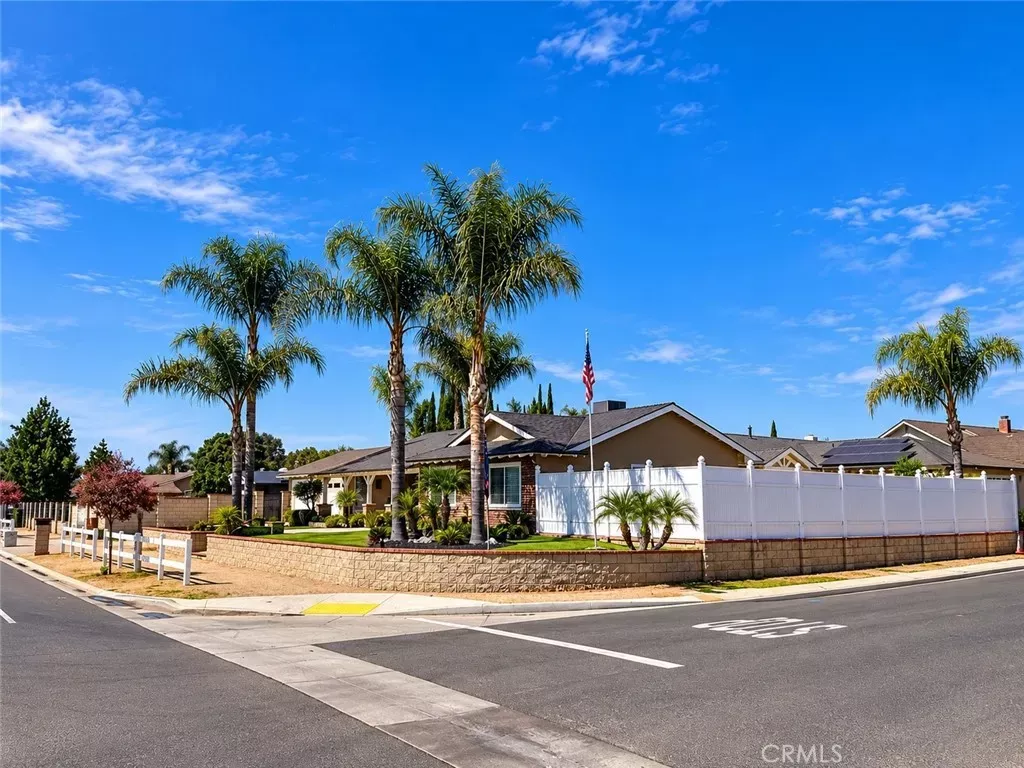 Property Photo:  2777 Norco  CA 92860 