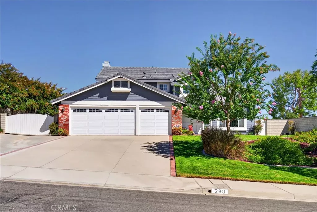 Property Photo:  280 Clearwood  CA 92506 