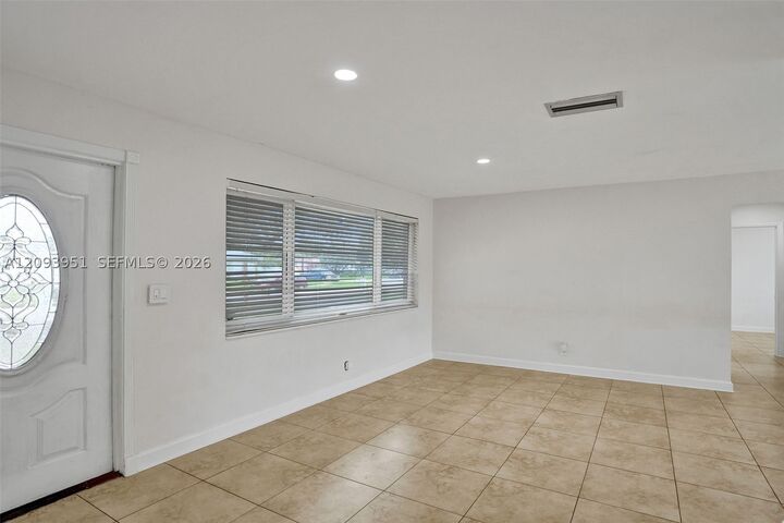 Property Photo:  5081 SW 94th Way  FL 33328 