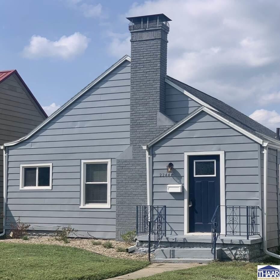 Property Photo:  2244 Park Avenue  IN 47803 