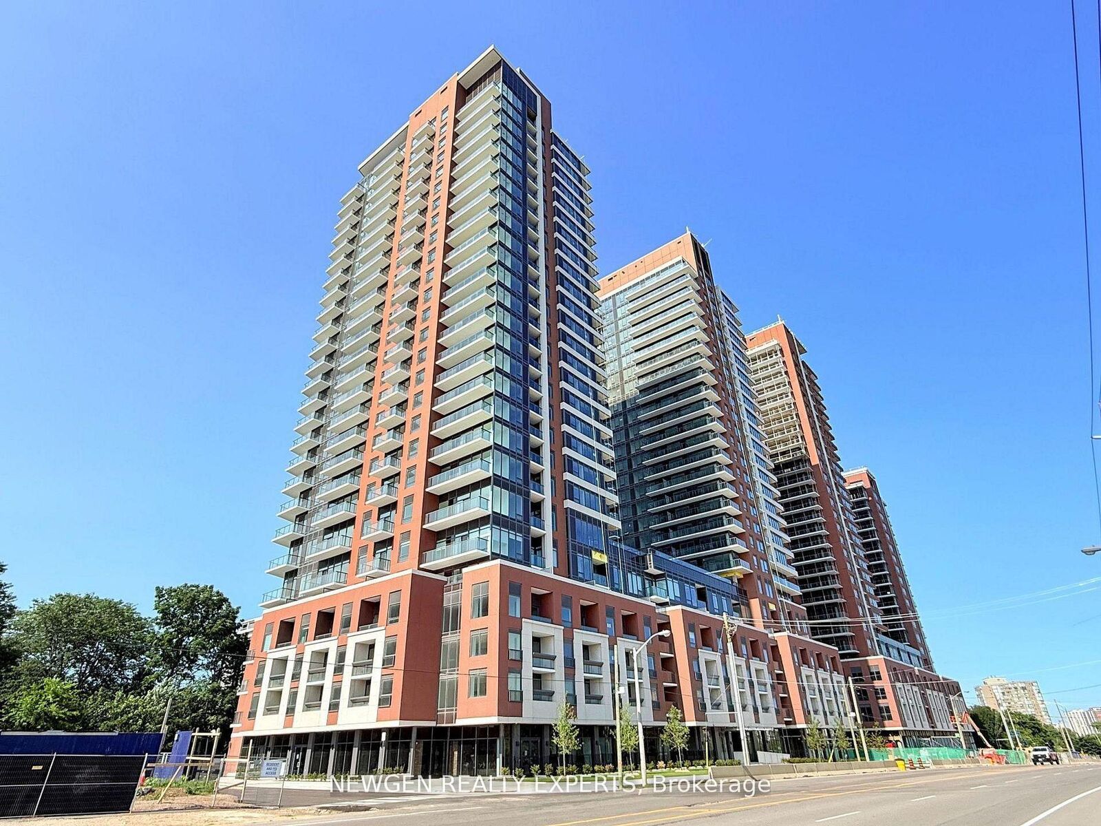 Property Photo:  4010 Eglinton Avenue 2604  ON M9A 0G5 