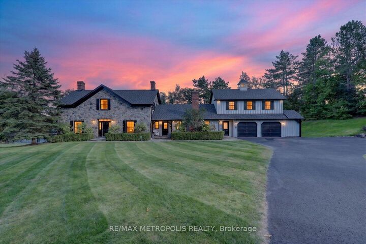 Property Photo:  1 Island Lake Drive  ON L4A 3G7 