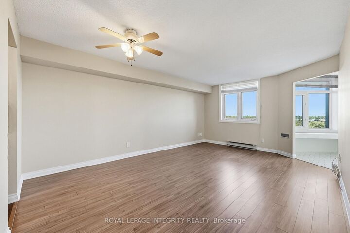 Property Photo:  1025 Grenon Avenue 808  ON K2B 8S5 