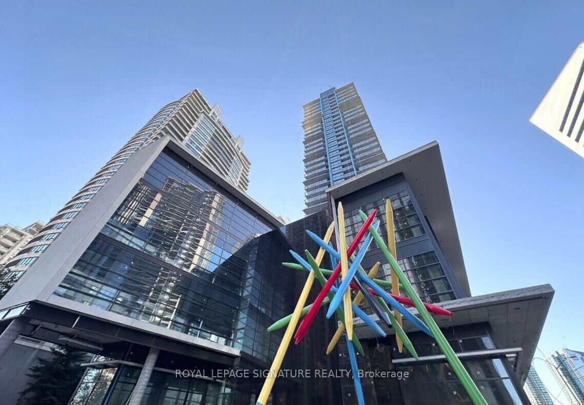 Property Photo:  4955 Yonge Street 1203  ON M2N 0L8 