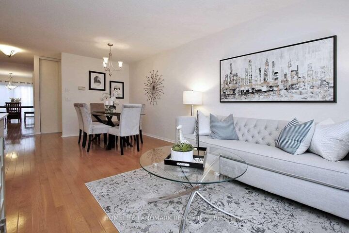 Property Photo:  5030 Heatherleigh Avenue 118  ON L5V 2G7 