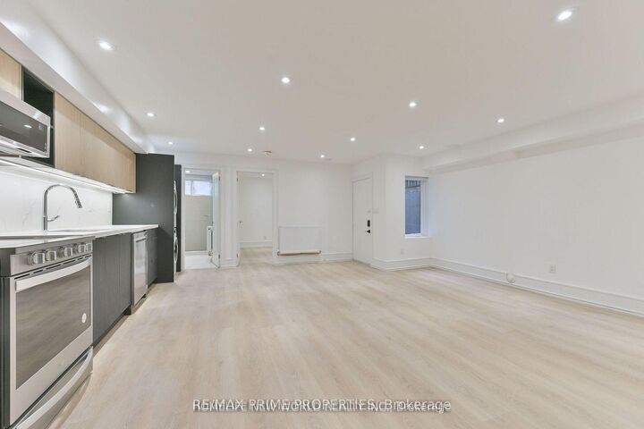 Property Photo: 995 Dufferin Street Lower ON M6H 4B2