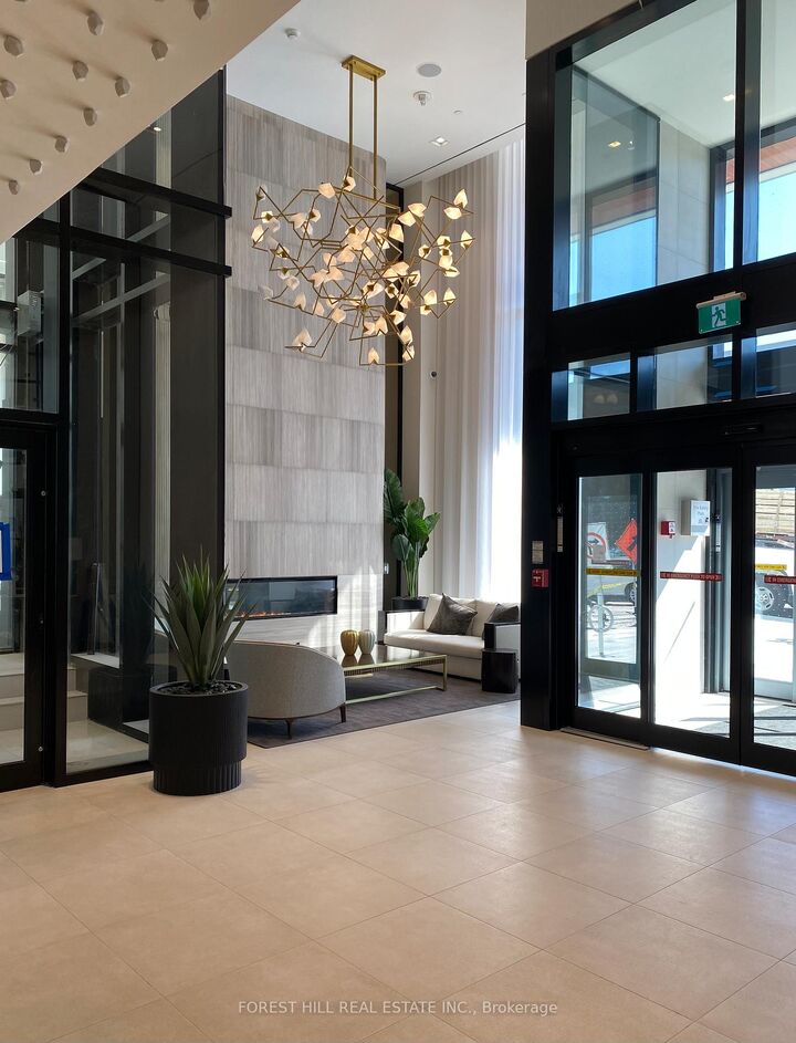 Property Photo: 2020 Bathurst Street 302 ON M5P 0A6