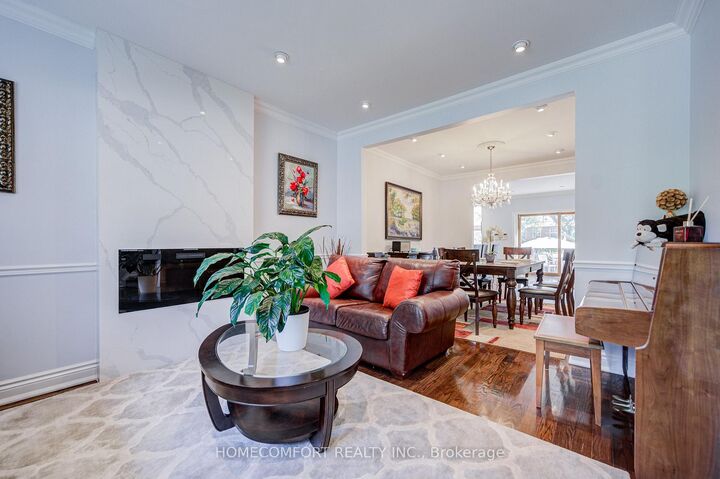 Property Photo:  319 Rumsey Road  ON M4G 1R6 