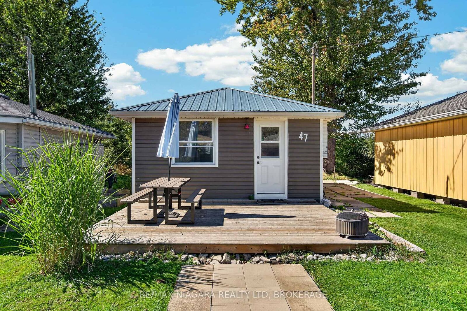 Property Photo:  11046 Lakeshore Road 47  ON L3K 5V4 