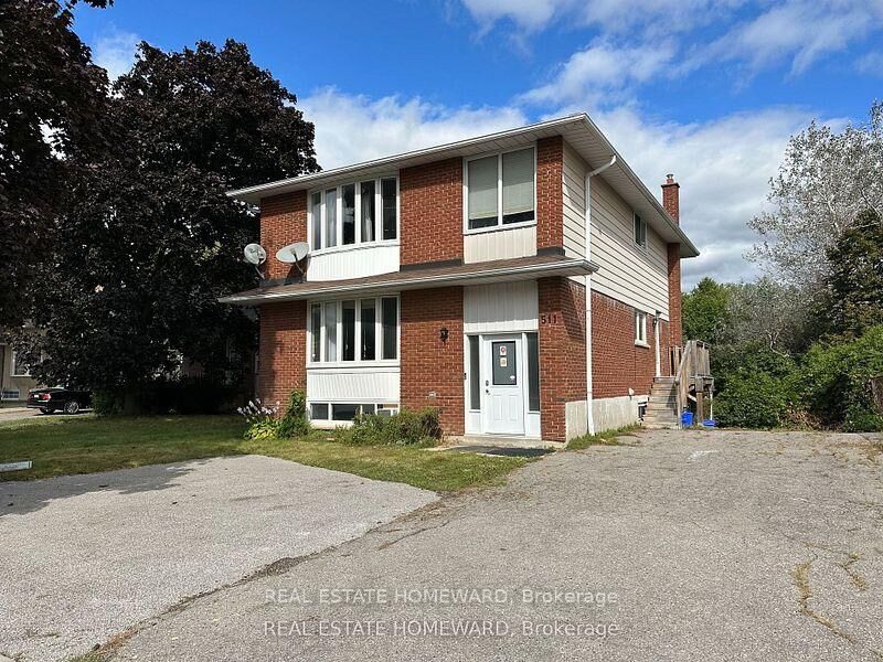 Property Photo: 511 Harris Court Upper ON L1N 3C6