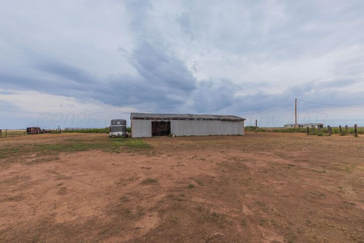 Property Photo:  1355 County Road 1  TX 79068-7240 