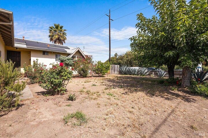 Property Photo: 2615 Mohawk Street CA 95403