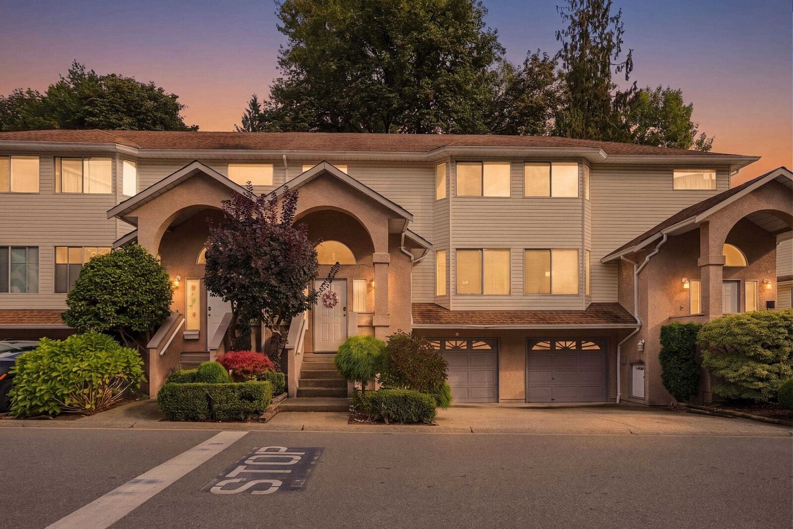 Property Photo:  32339 7 Avenue 6  BC V2V 6T7 