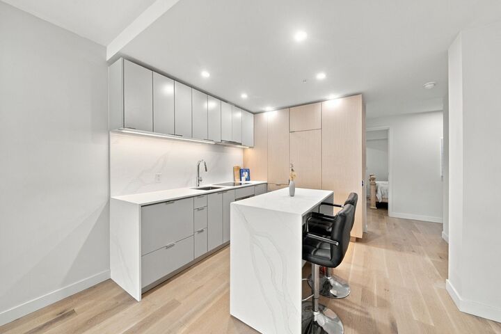Property Photo:  239 Keefer Street 507  BC V6A 1X6 