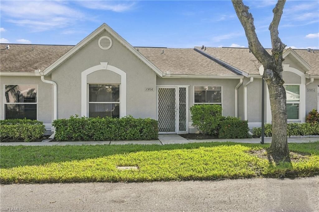 Property Photo: 10808 King George Ln 2602 FL 34109