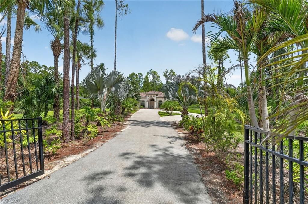 Property Photo:  3451 12th Ave SE  FL 34117 