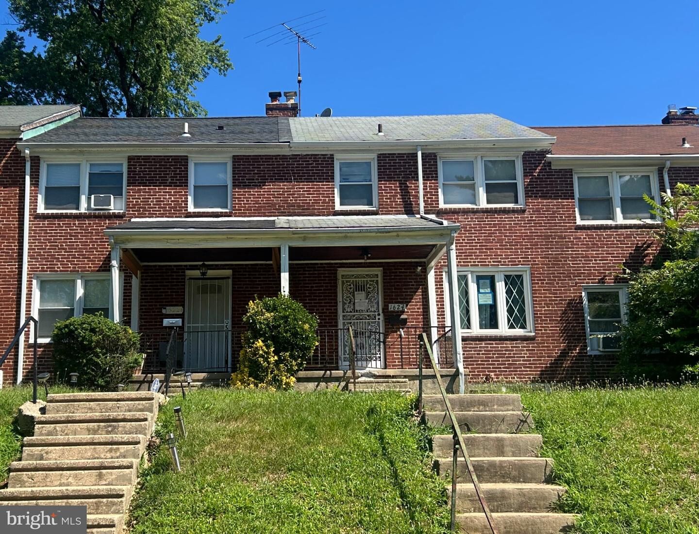 Property Photo:  1624 Pentwood Road  MD 21239 