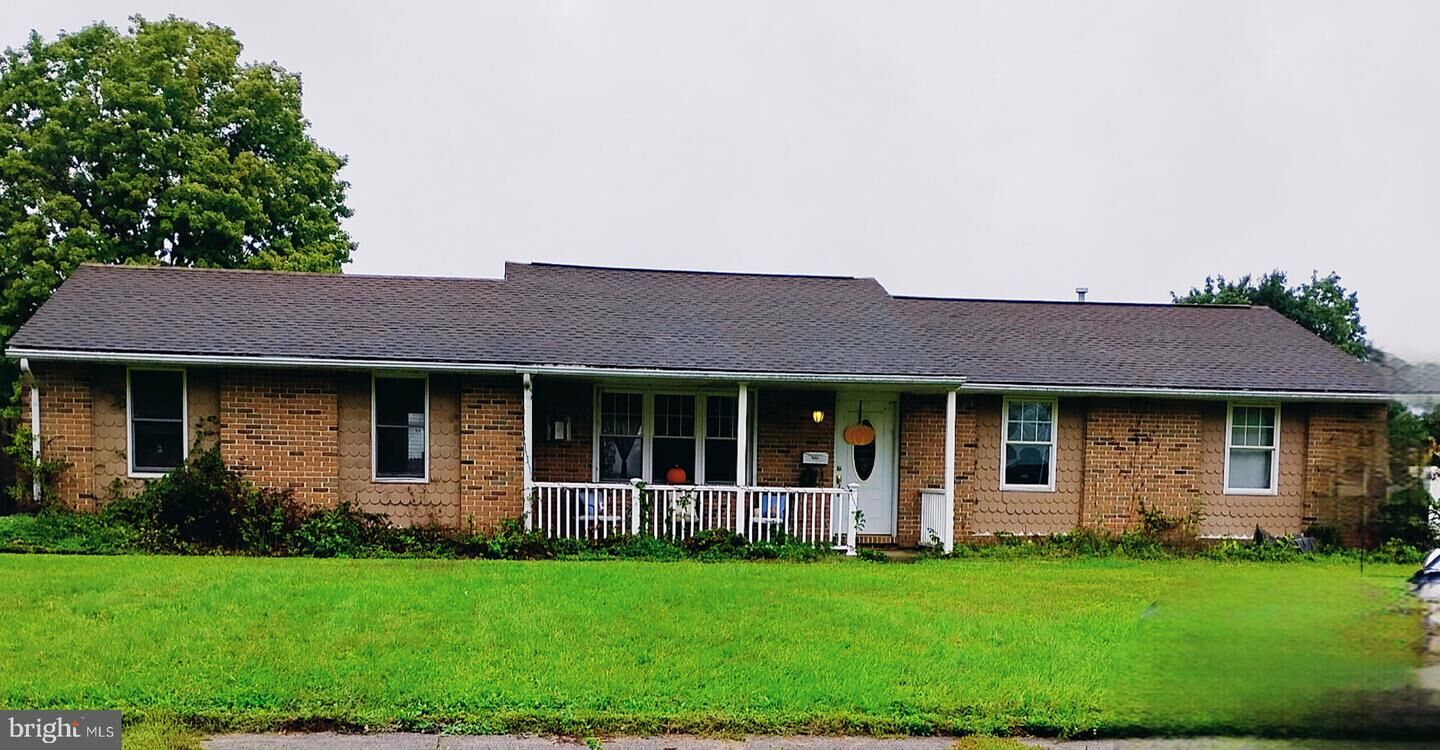 Property Photo: 1 Aspen Court PA 19518