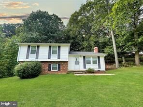 Property Photo: 6024 Loriella Park Drive VA 22407
