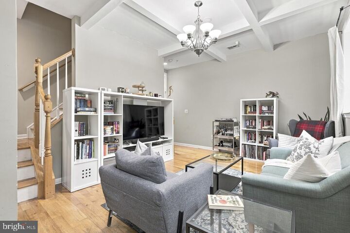 Property Photo:  1027 N 4th Street 31 T  PA 19123 