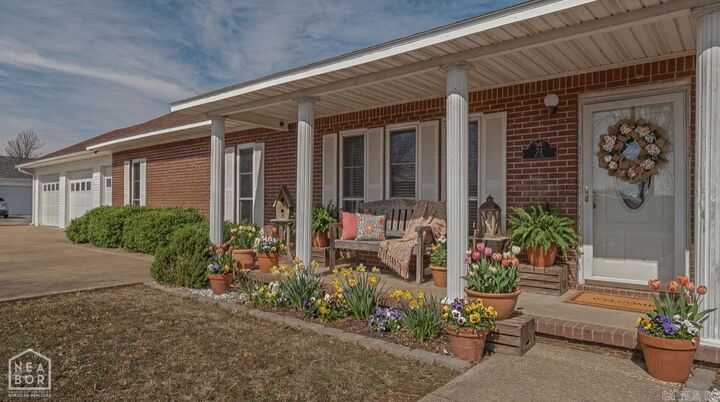 Property Photo:  24 County Road 1411  AR 72422 