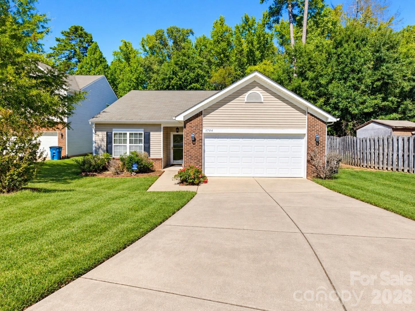 Property Photo: 1704 Swan Drive NC 28216