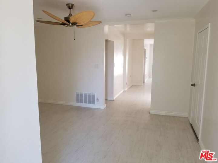 Property Photo:  11059 Califa St  CA 91601 