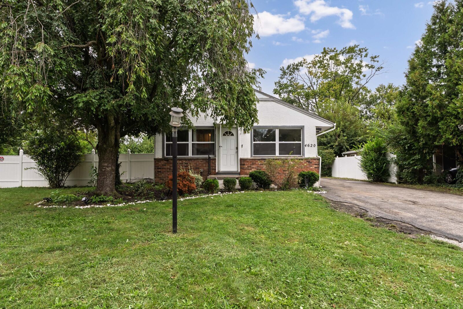 Property Photo:  4620 Boynton Place  OH 43227 