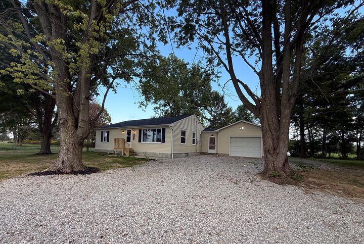Property Photo:  1464 State Route 521  OH 43015 