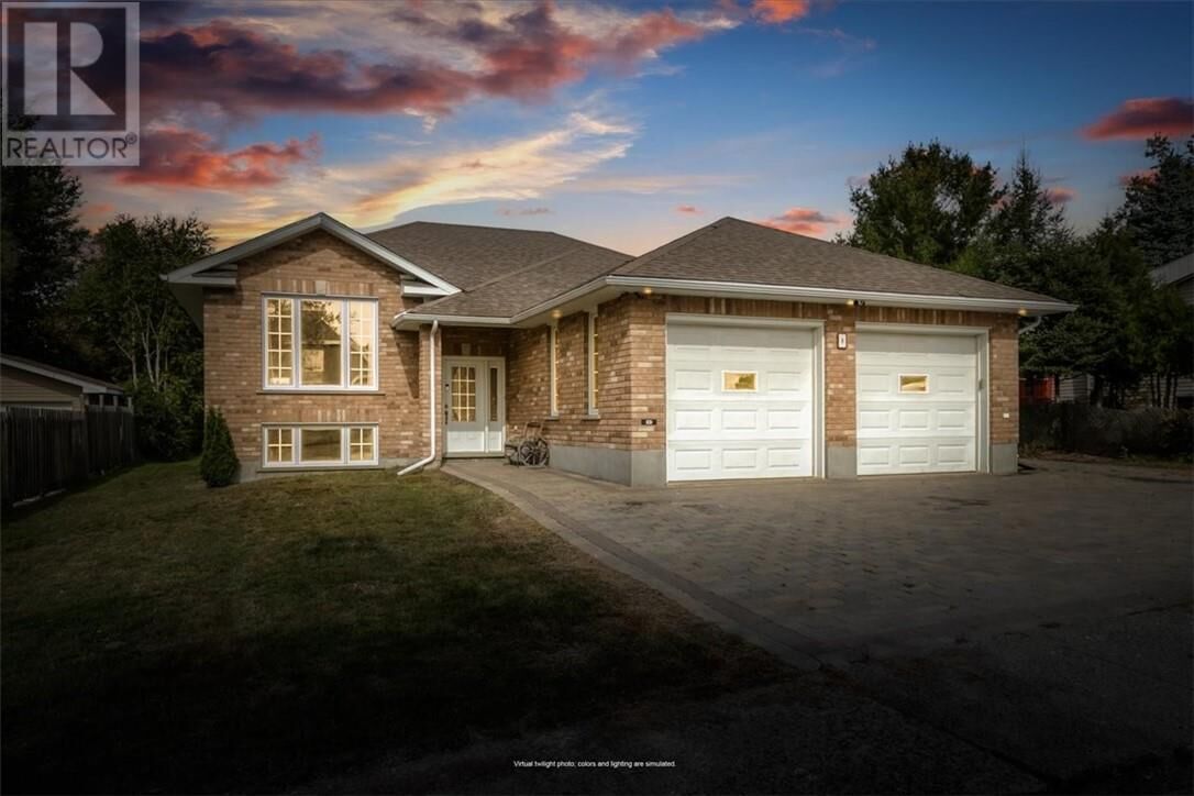Property Photo:  8 Union Street  ON P0M 1N0 