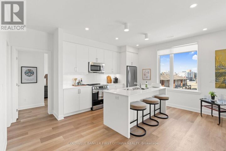 Property Photo: 520 Pimiwidon Street 204 ON K1K 5B4