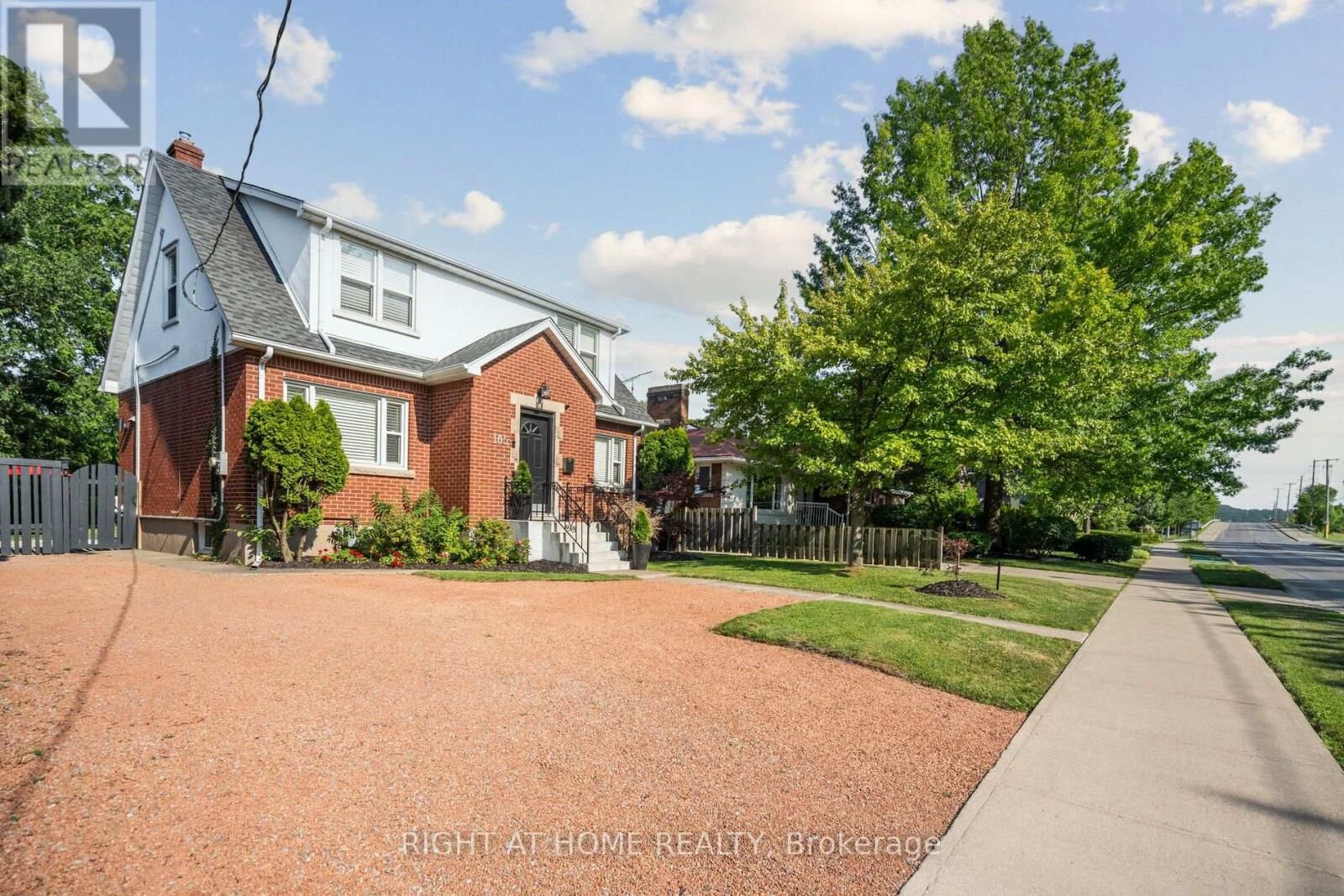 Property Photo:  105 Glenridge Avenue Lower  ON L2R 4X5 