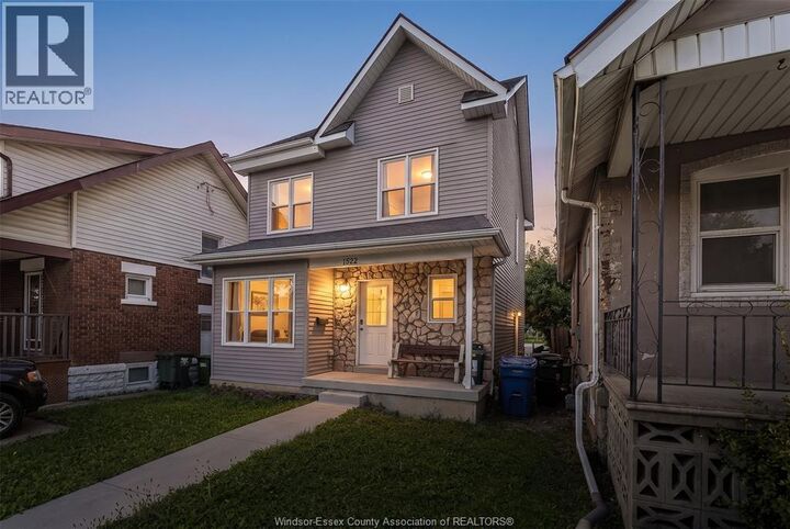 Property Photo:  1522 Lillian Avenue  ON N8X 4A8 