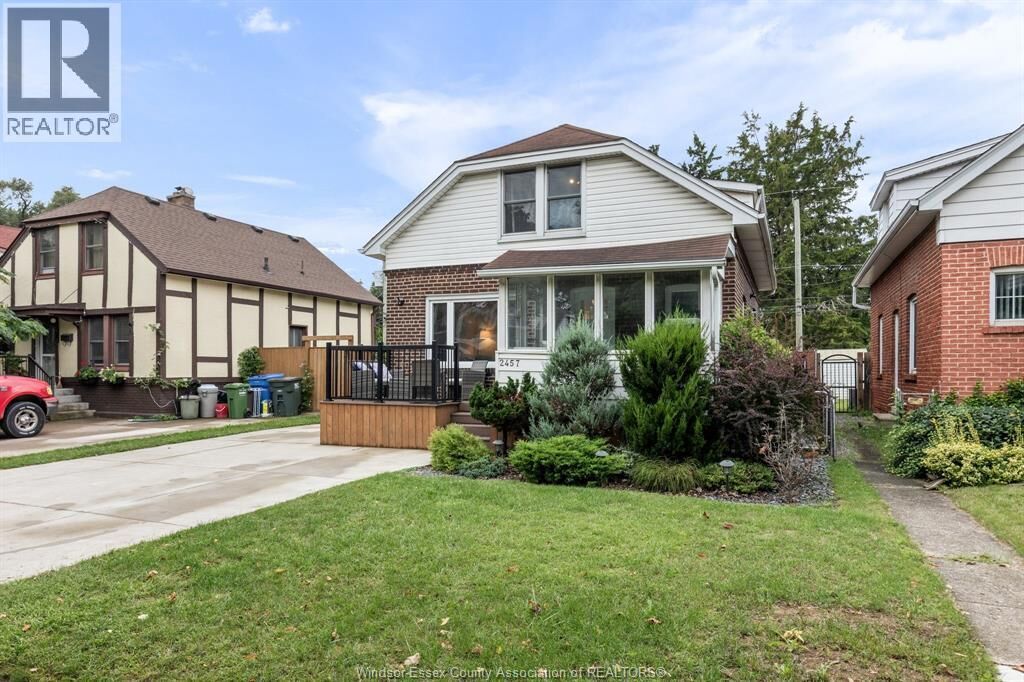 Property Photo:  2457 Turner  ON N8W 3K9 