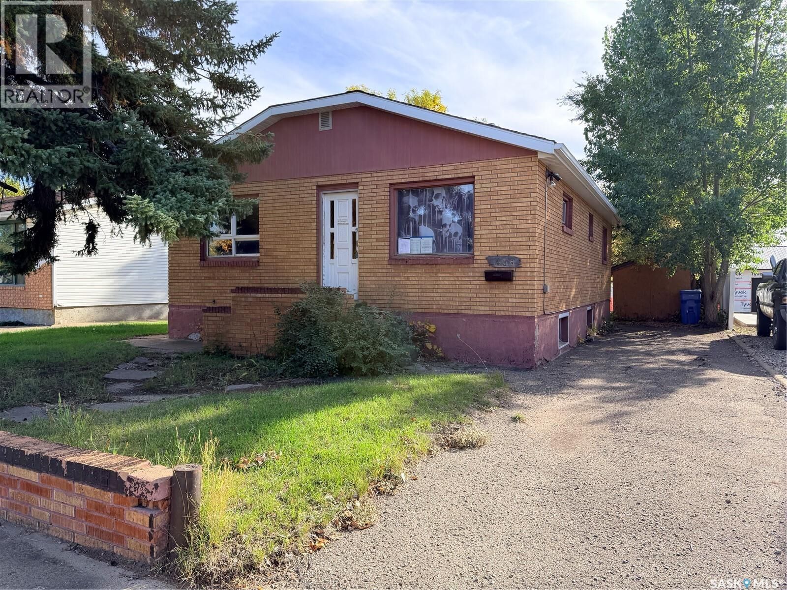 Property Photo: 438 3rd Street SK S4A 0P2