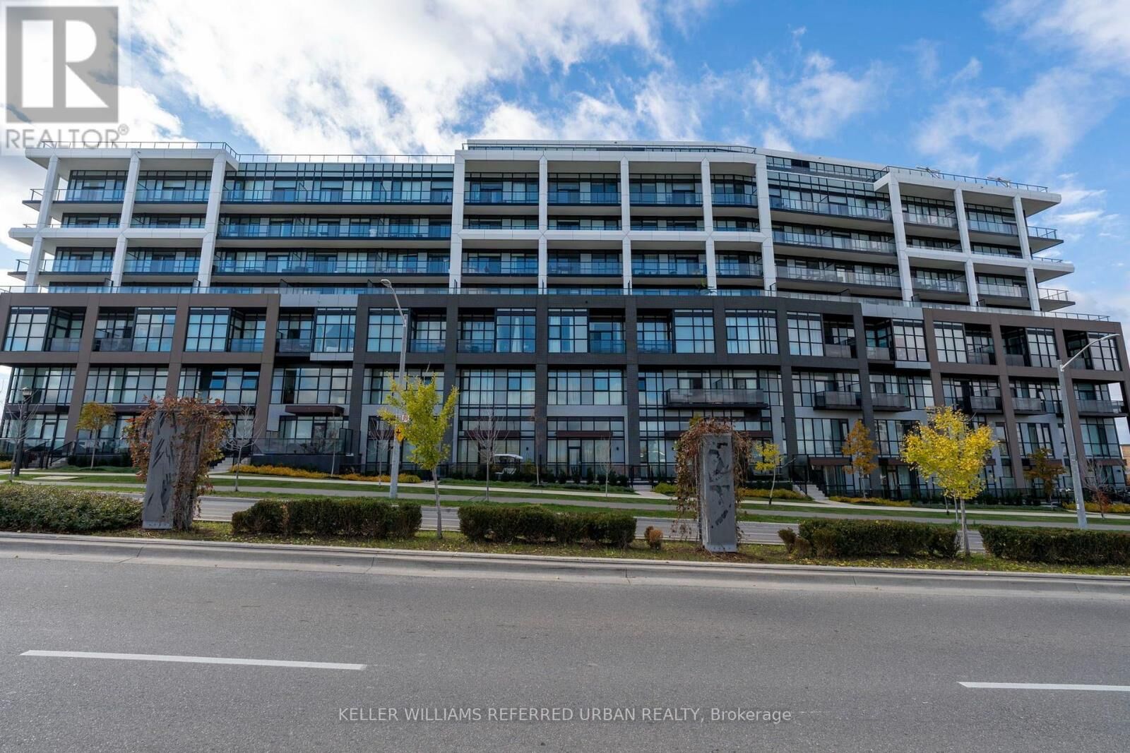 Property Photo:  50 George Butchart Drive 919  ON M3K 0C9 