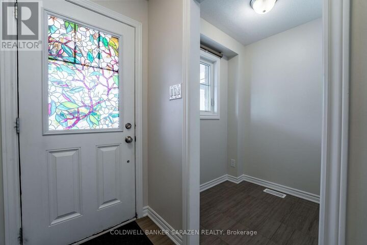 Property Photo:  590 Roundleaf Way  ON K2V 0K3 