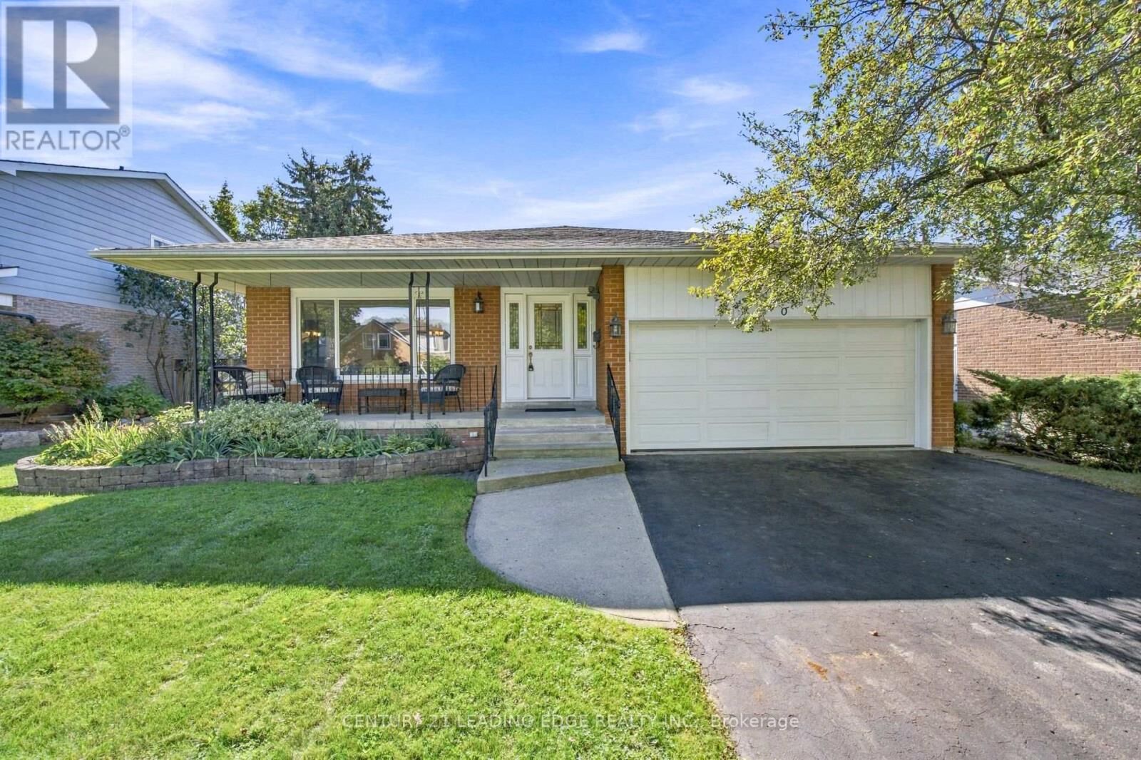 Property Photo: 90 Pringle Avenue ON L3P 3L3