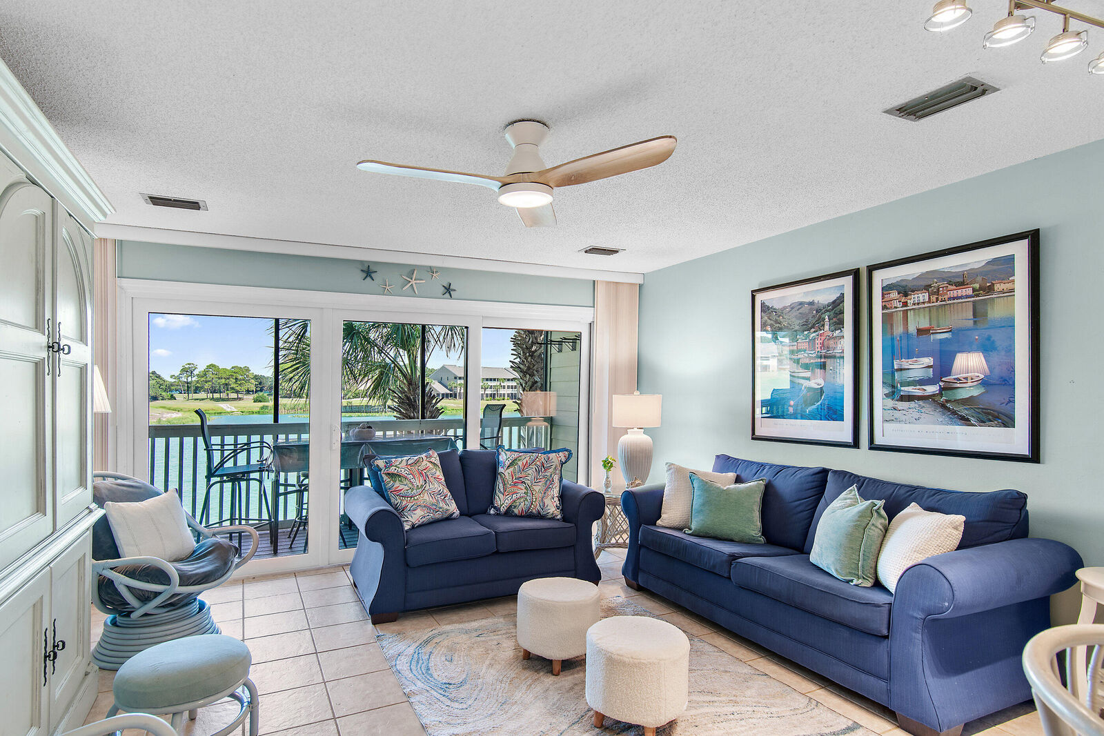 Property Photo: 135 S Driftwood Bay Unit 216 FL 32550