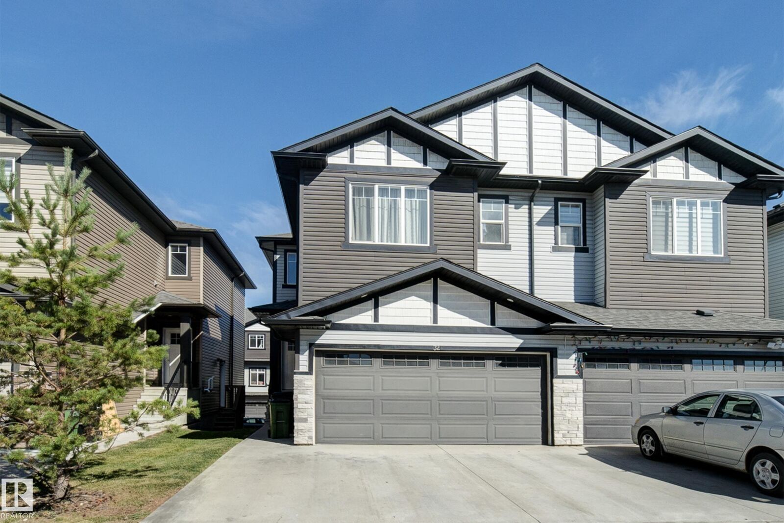 Property Photo:  1703 16 Avenue NW 32  AB T6T 2C3 