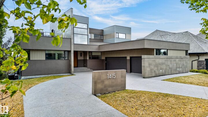 Property Photo:  1415 Woodward Crescent NW  AB T6M 0A3 