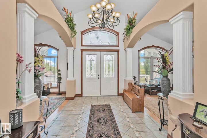 Property Photo:  51430 Rge Road 231 400  AB T8B 1K9 