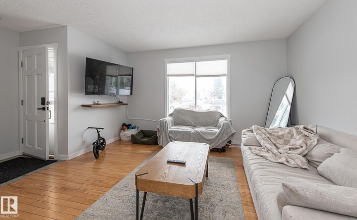 Property Photo:  8326 157 Avenue NW  AB T5Z 2P7 