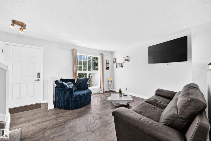 Property Photo:  5604 199 Street NW 146  AB T5M 2Z9 