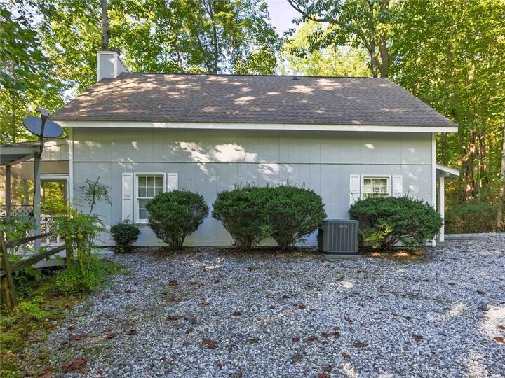 Property Photo:  202 Crystal Hills  GA 30523 