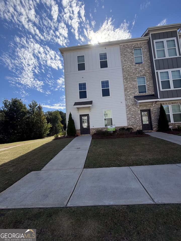 Property Photo:  280 Cobalt Drive  GA 30214 