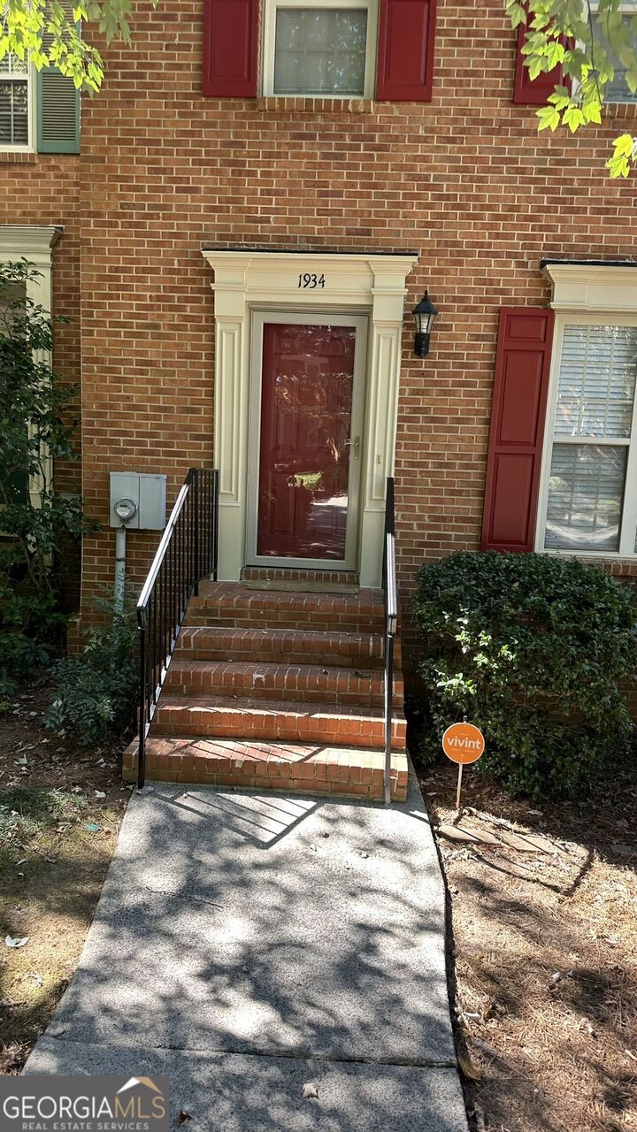 Property Photo:  1934 Ivy Glen Drive SE  GA 30082 